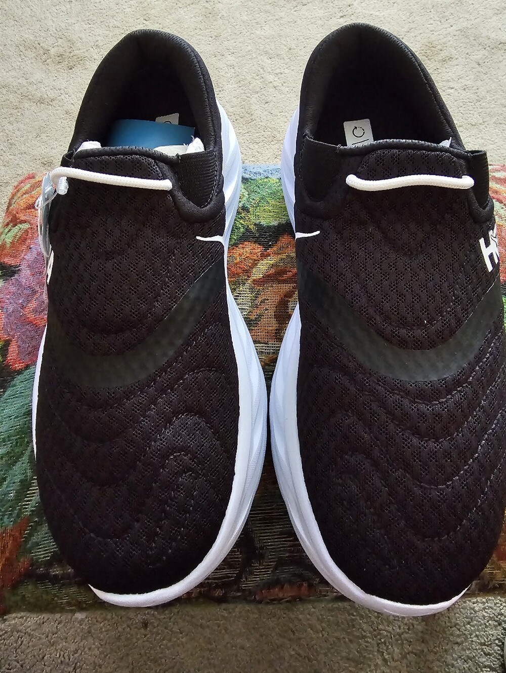 womens shoe Hoka One Ora Recovery 2 sneaker Size 8.5 womens black slip on mesh